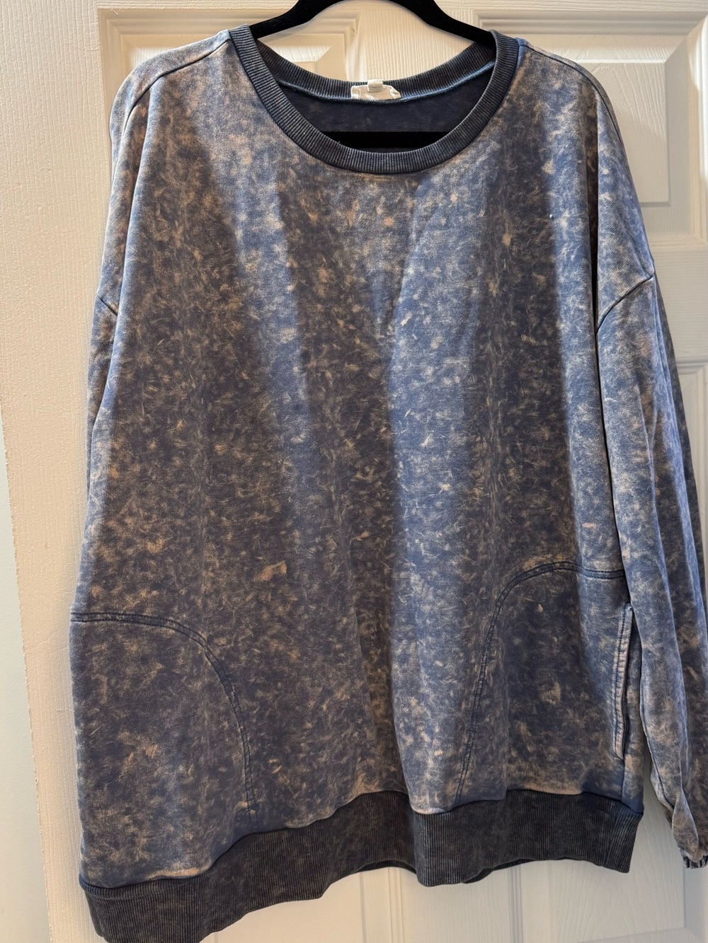 Mineral-Wash Crewneck Sweater in Washed Blue XXL POCKETS